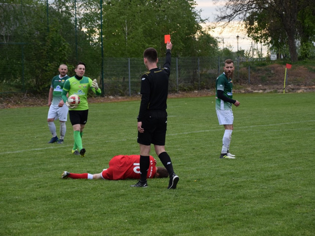 Mecz Unii Żabików z Gromem Kąkolewnica