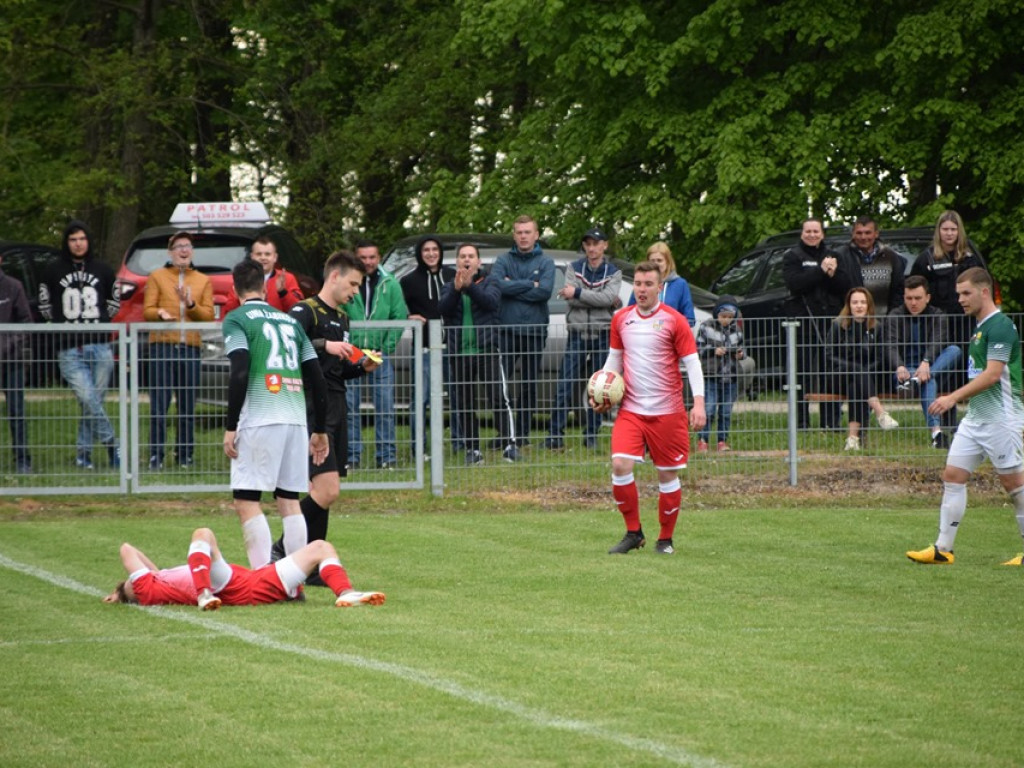 Mecz Unii Żabików z Gromem Kąkolewnica