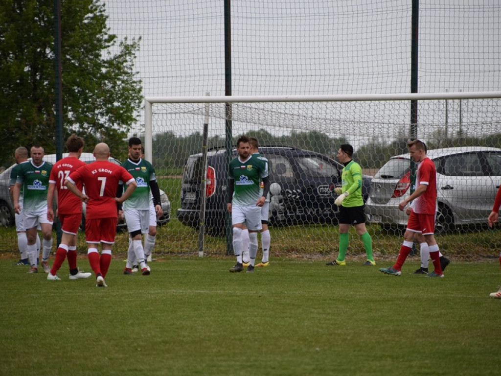Mecz Unii Żabików z Gromem Kąkolewnica