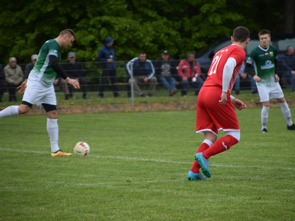 Mecz Unii Żabików z Gromem Kąkolewnica