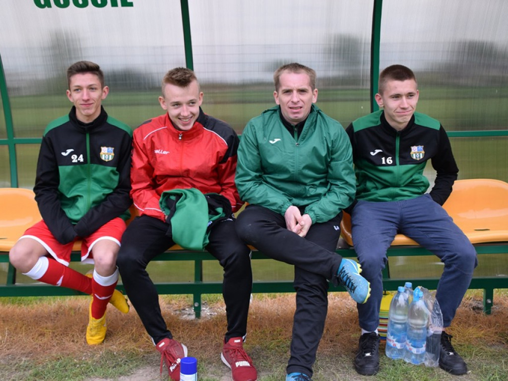 Mecz Unii Żabików z Gromem Kąkolewnica