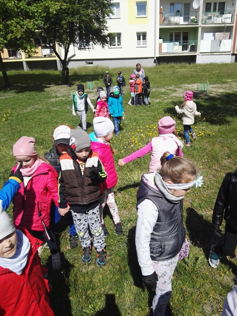 Porządki wokół przedszkola 