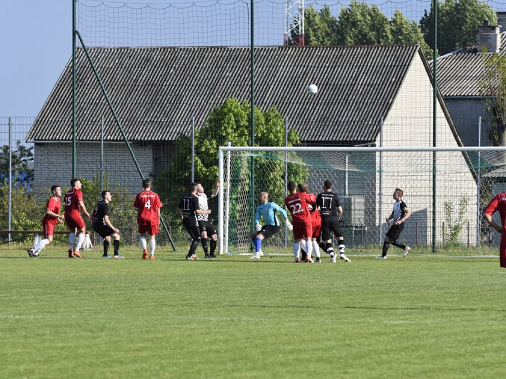 Grom Kąkolewnica zwyciężył 8:1