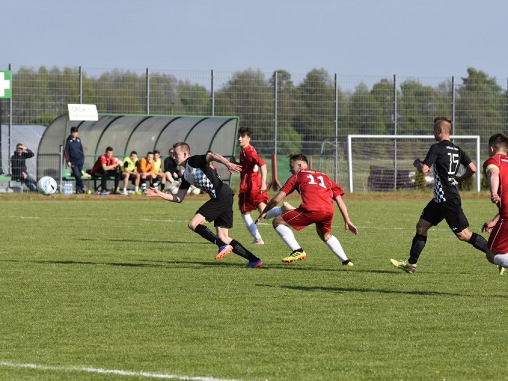 Grom Kąkolewnica zwyciężył 8:1