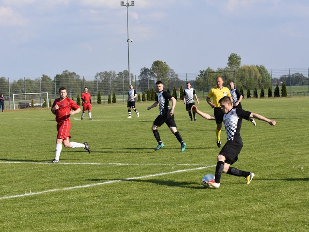 Grom Kąkolewnica zwyciężył 8:1