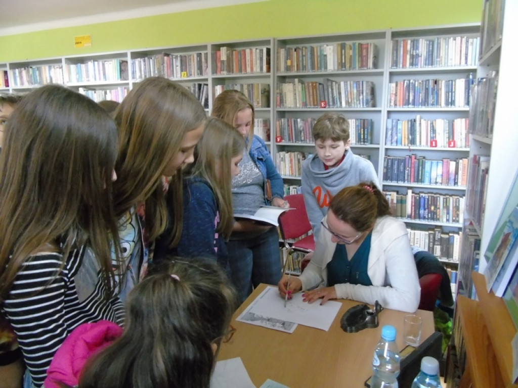 Spotkanie z pisarką Elizą Schwenkgrub