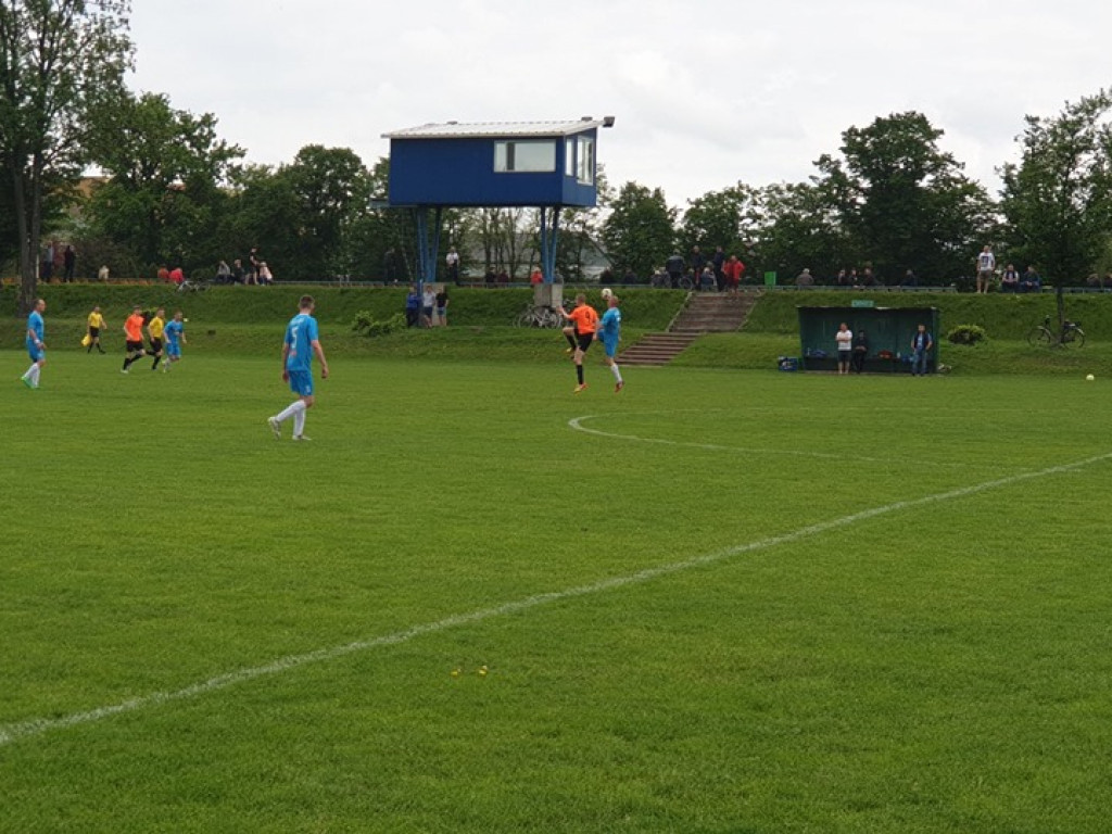 Młodzieżówka Radzyń - LKS Dąbie