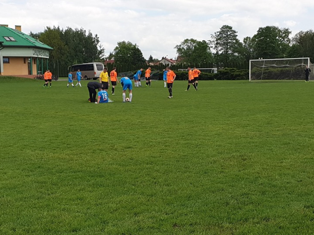 Młodzieżówka Radzyń - LKS Dąbie