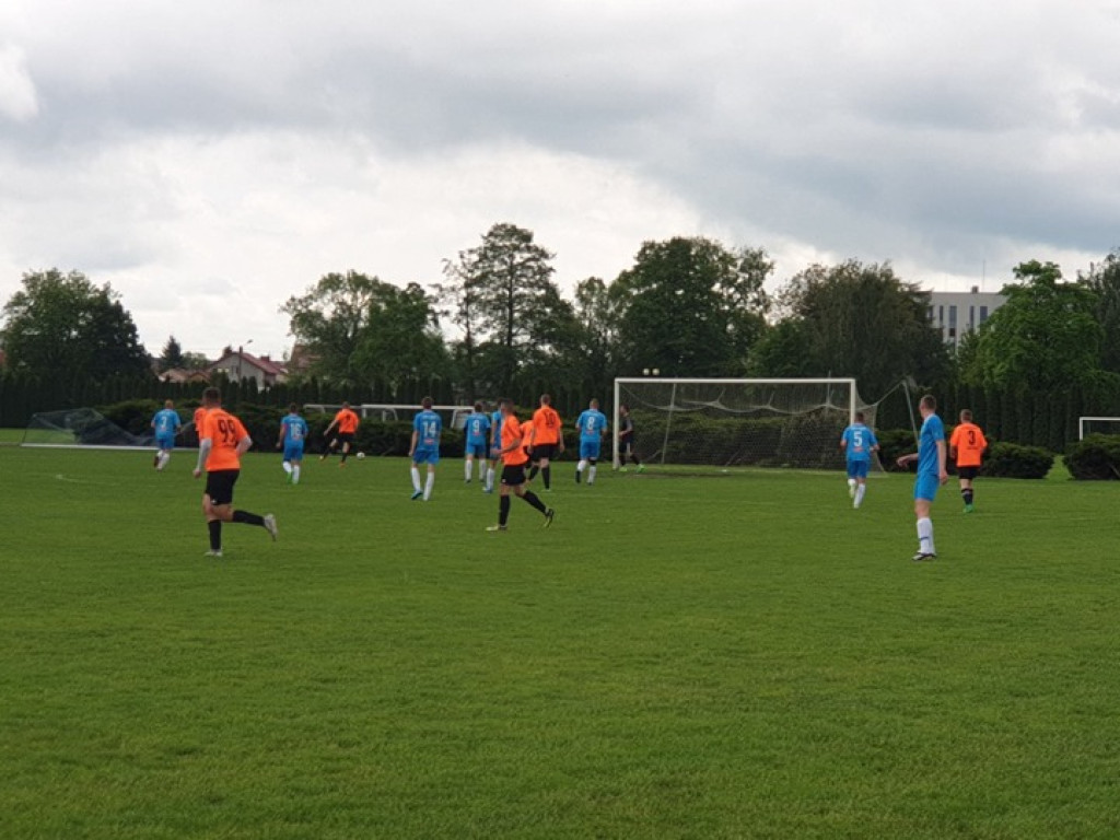 Młodzieżówka Radzyń - LKS Dąbie