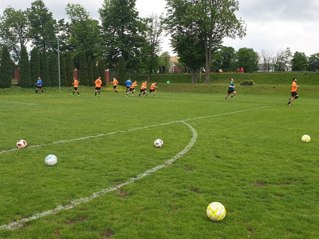 Młodzieżówka Radzyń - LKS Dąbie