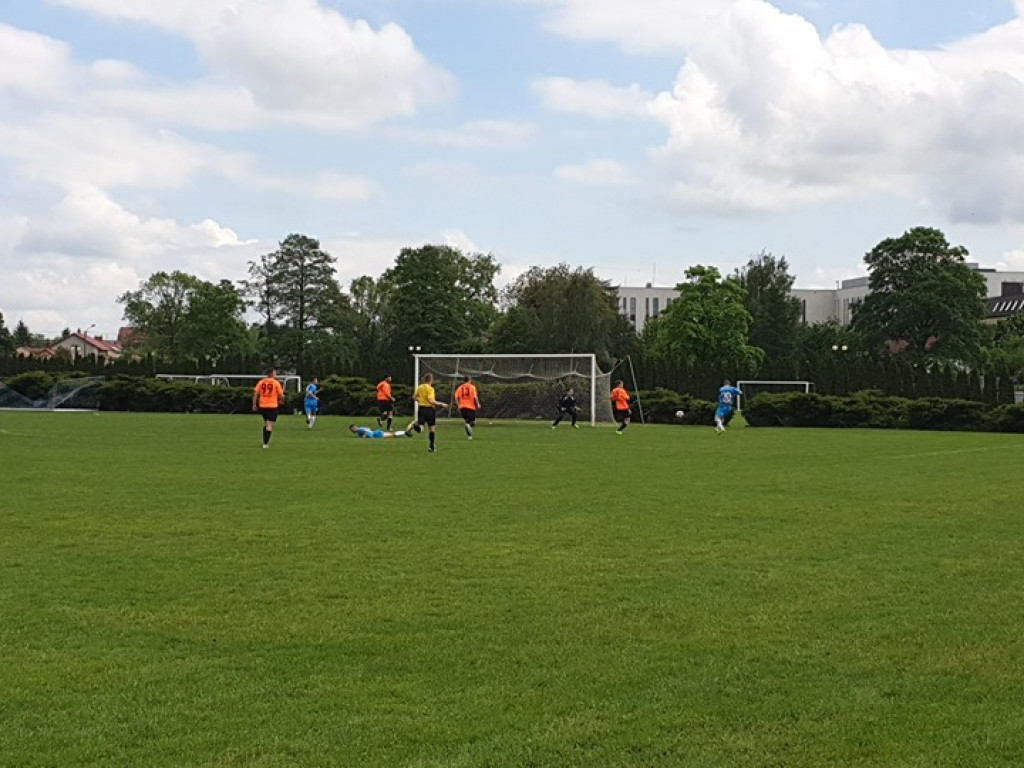 Młodzieżówka Radzyń - LKS Dąbie