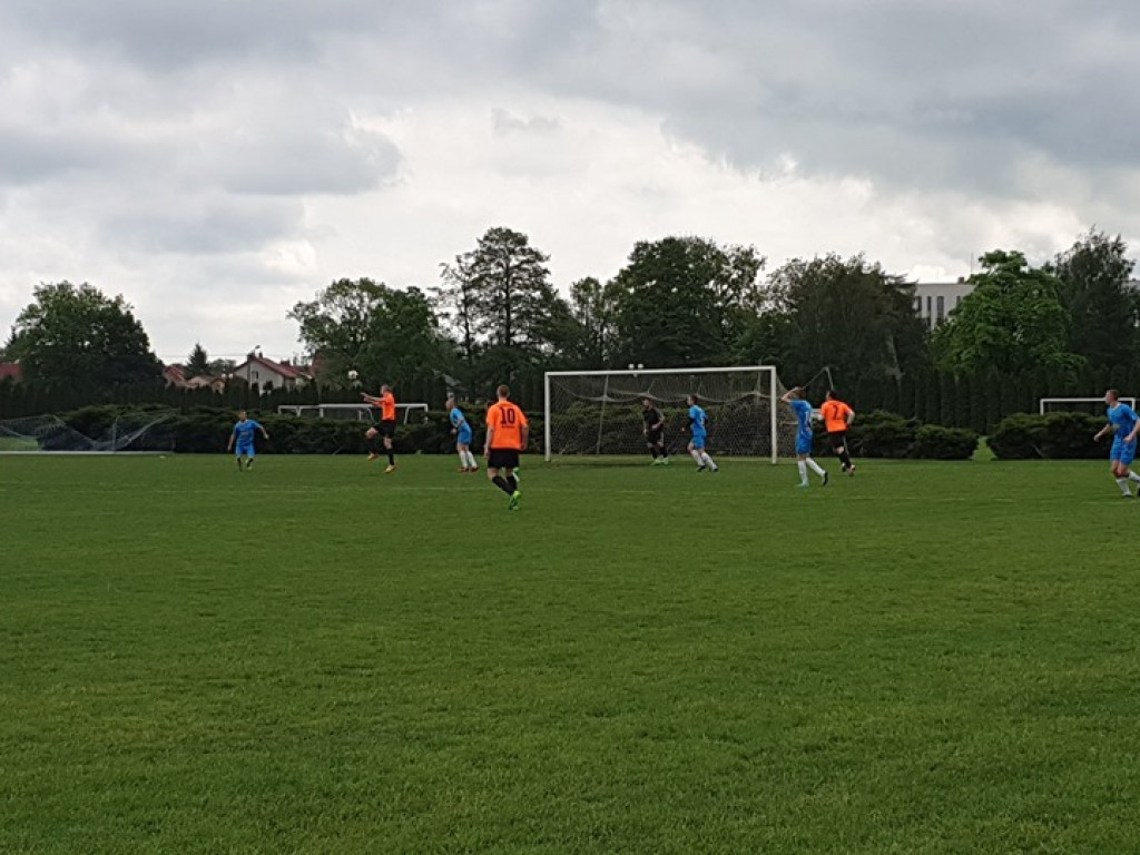 Młodzieżówka Radzyń - LKS Dąbie