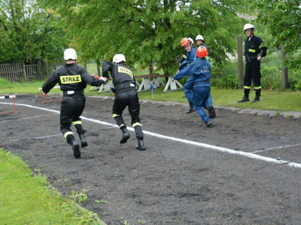 Gminne Zawody Sportowo-Pożarnicze w gminie Radzyń
