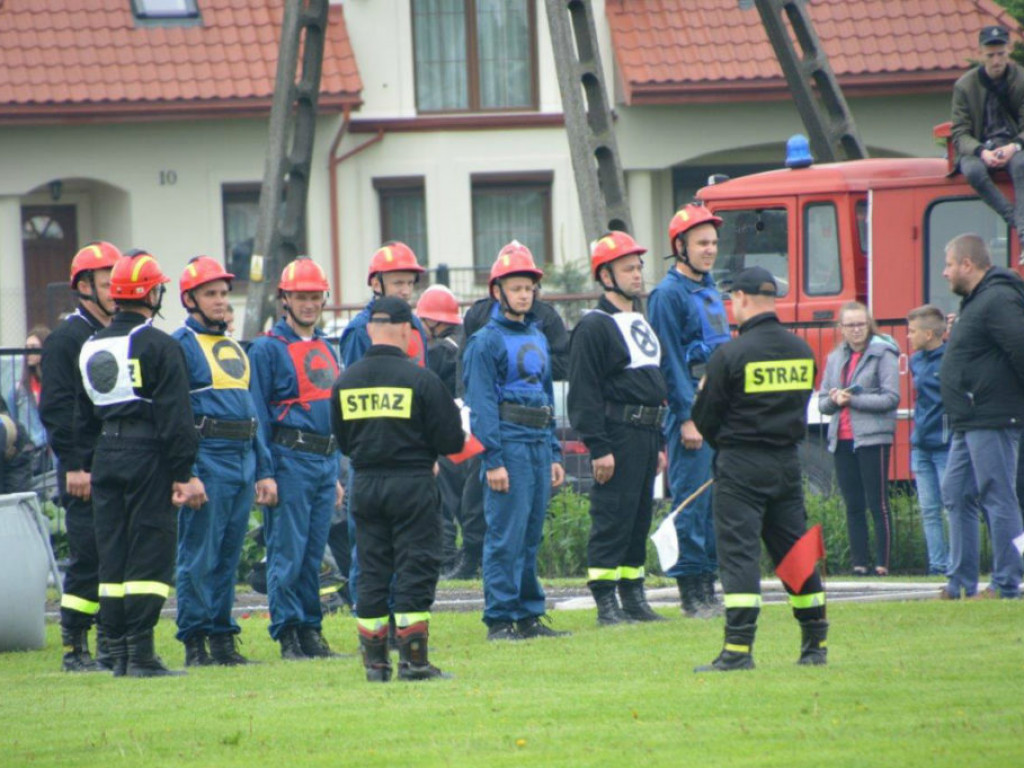 Gminne Zawody Sportowo-Pożarnicze w gminie Radzyń