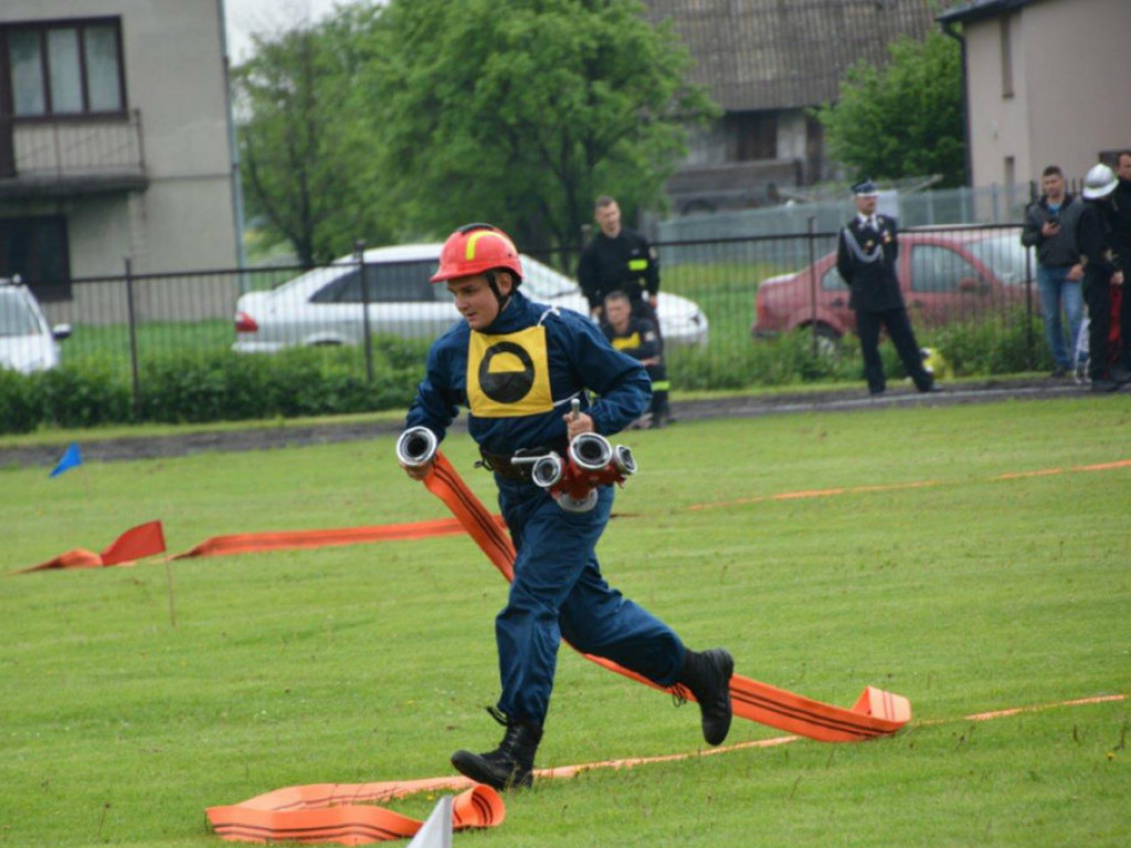 Gminne Zawody Sportowo-Pożarnicze w gminie Radzyń