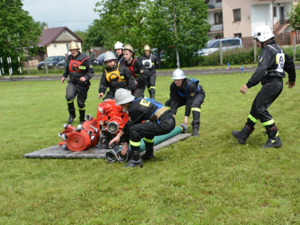 Gminne Zawody Sportowo-Pożarnicze w gminie Radzyń