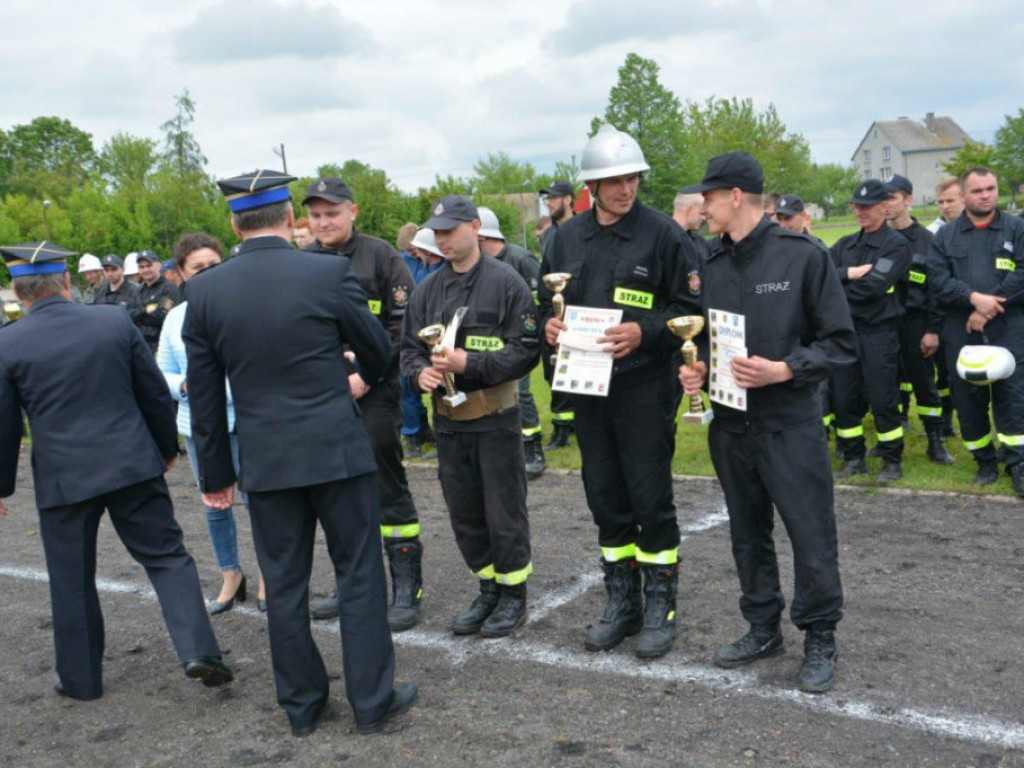 Gminne Zawody Sportowo-Pożarnicze w gminie Radzyń