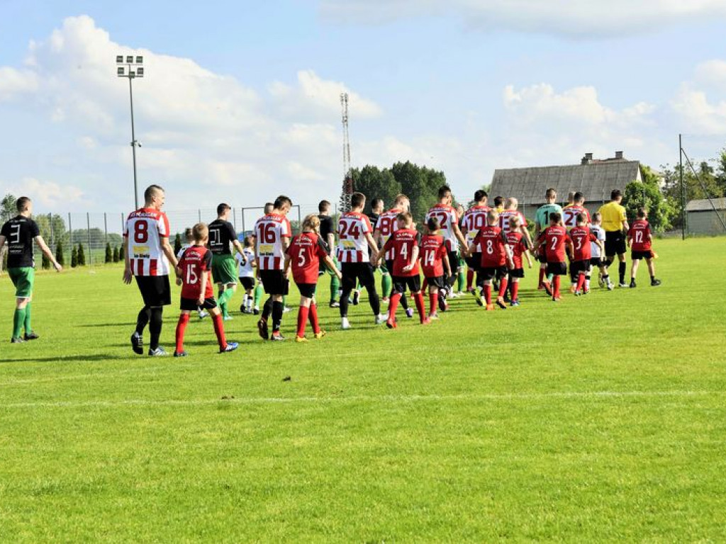 Grom Kąkolewnica - Huragan Międzyrzec Podl.