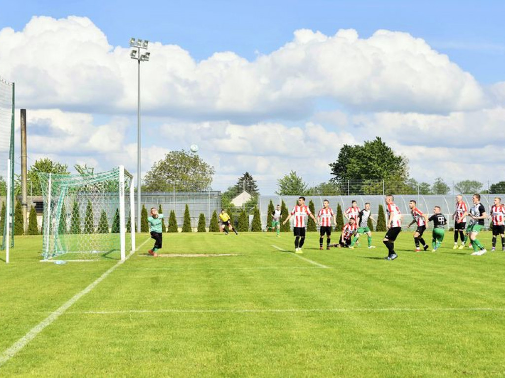 Grom Kąkolewnica - Huragan Międzyrzec Podl.