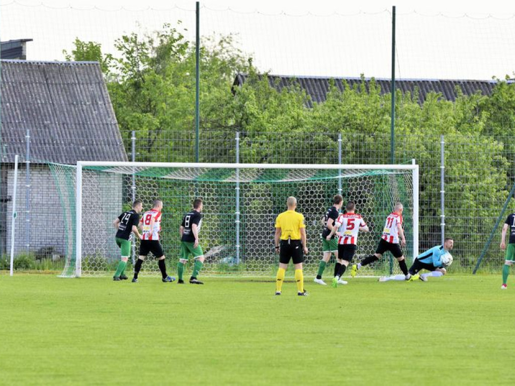 Grom Kąkolewnica - Huragan Międzyrzec Podl.