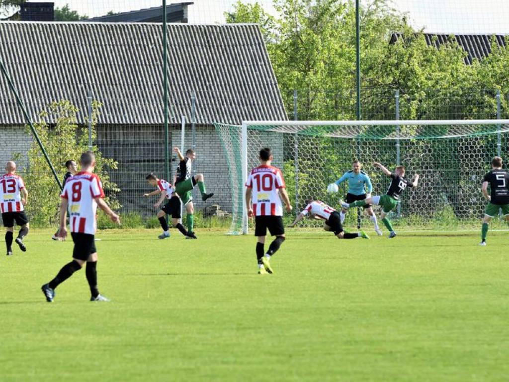 Grom Kąkolewnica - Huragan Międzyrzec Podl.