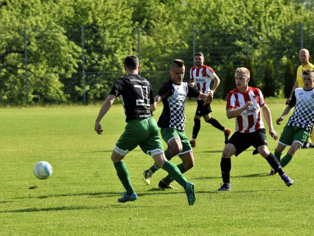 Grom Kąkolewnica - Huragan Międzyrzec Podl.