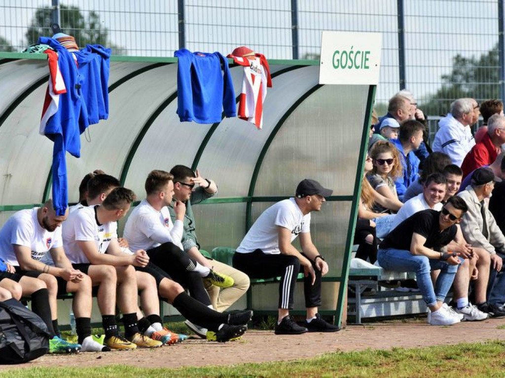 Grom Kąkolewnica - Huragan Międzyrzec Podl.