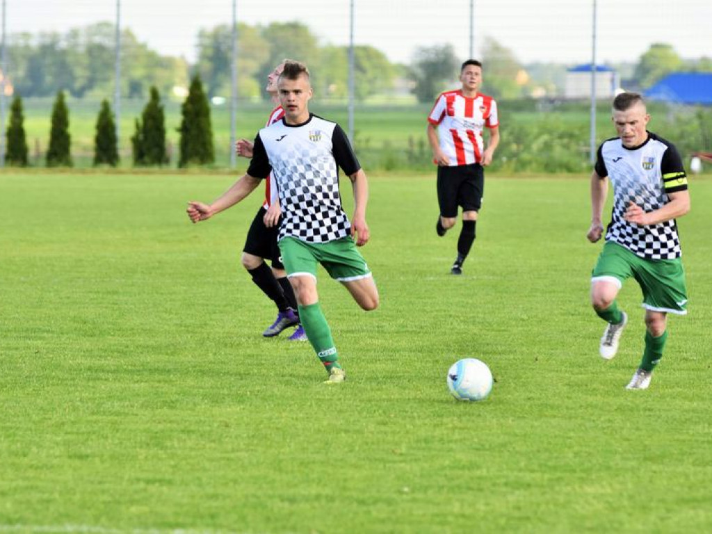 Grom Kąkolewnica - Huragan Międzyrzec Podl.