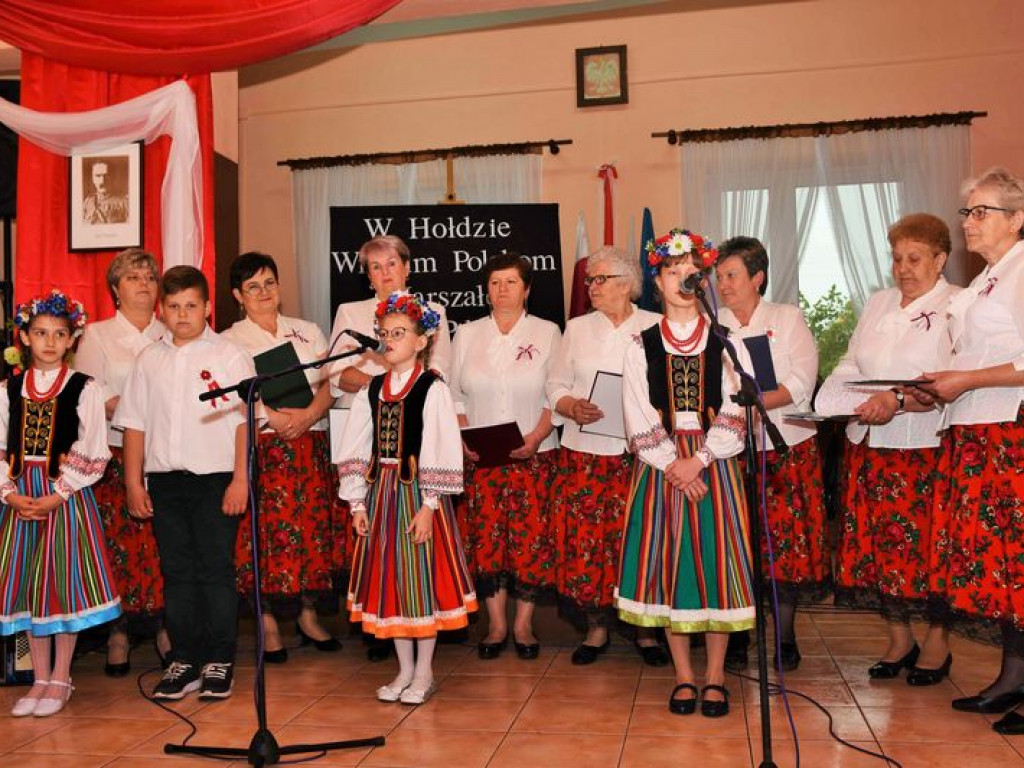Spotkanie zespołów śpiewaczych w Lipniakach