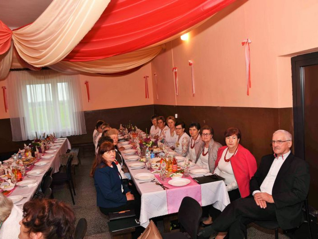 Spotkanie zespołów śpiewaczych w Lipniakach