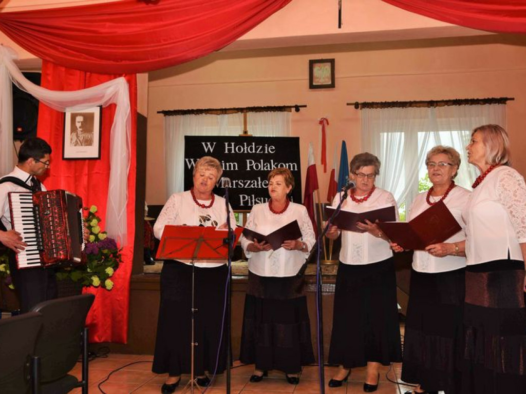 Spotkanie zespołów śpiewaczych w Lipniakach