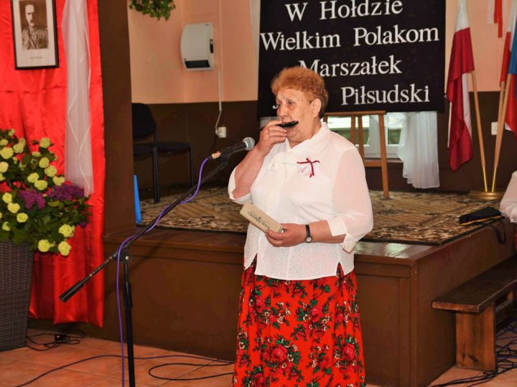 Spotkanie zespołów śpiewaczych w Lipniakach