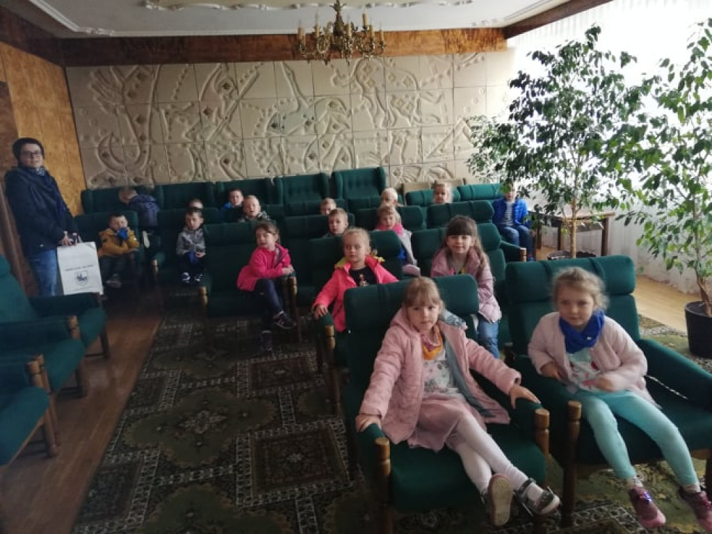 Przedszkolaki z wizytą w Urzędzie Gminy w Ulanie-Majoracie