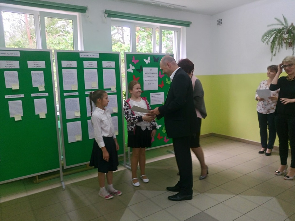 IX Międzyszkolny Konkurs Kaligraficzny - zdjęcia