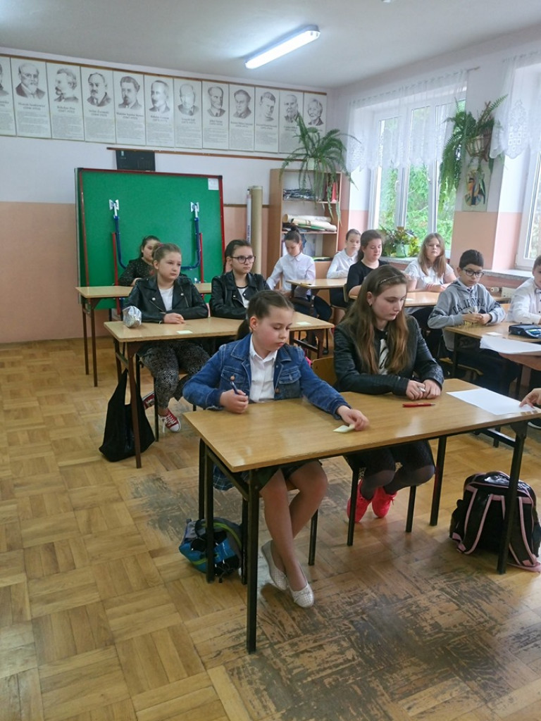 IX Międzyszkolny Konkurs Kaligraficzny - zdjęcia