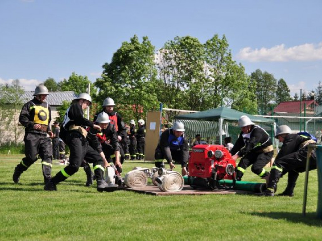 Gminne Zawody Sportowo-Pożarnicze w gminach Wohyń i Komarówka