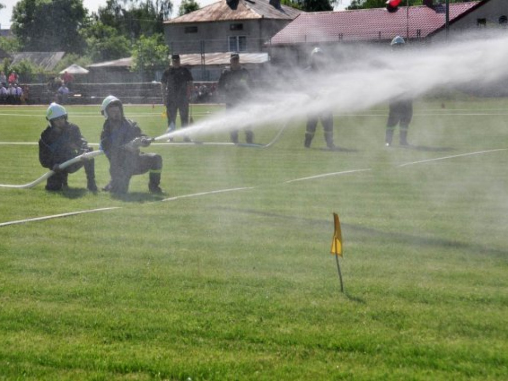 Gminne Zawody Sportowo-Pożarnicze w gminach Wohyń i Komarówka