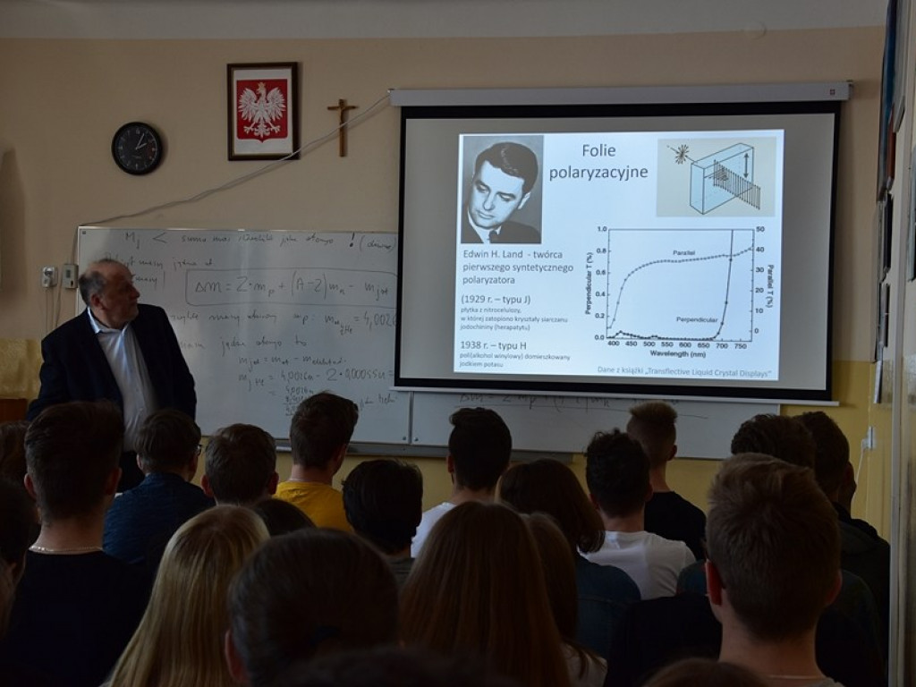 Wykład w LO naukowca z UMCS