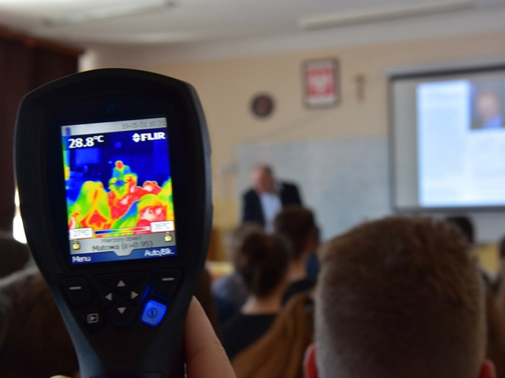 Wykład w LO naukowca z UMCS