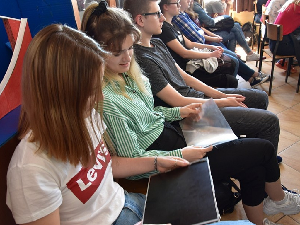 Wykład w LO naukowca z UMCS