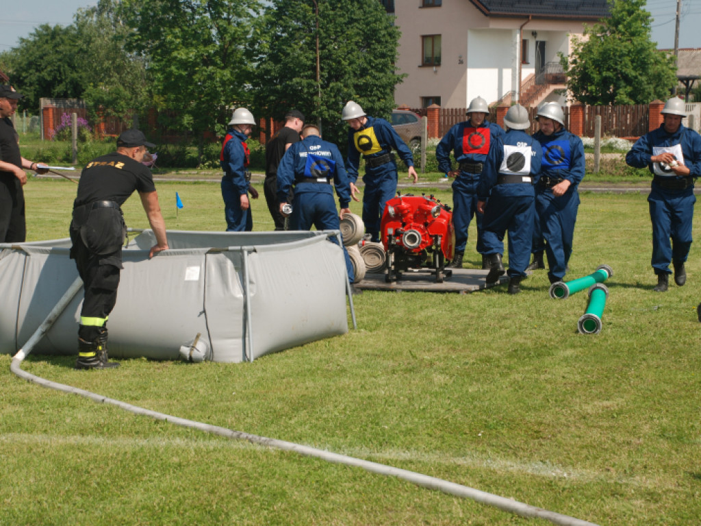 Powiatowe Zawody Sportowo-Pożarnicze