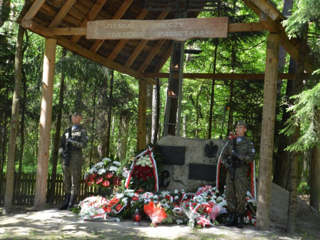 Uroczystości na uroczysku Baran - fotorelacja