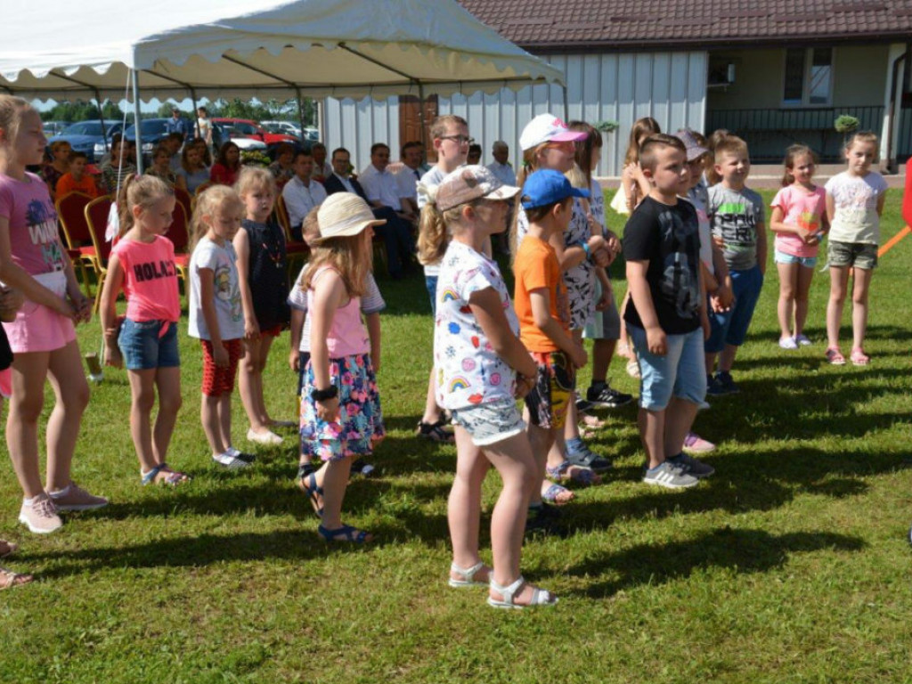 Gminny Dzień Dziecka w Zbulitowie Dużym - zdjęcia