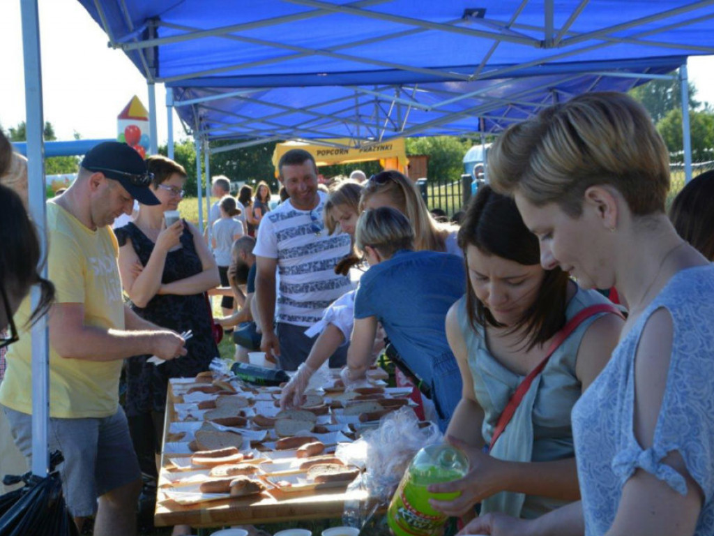 Gminny Dzień Dziecka w Zbulitowie Dużym - zdjęcia