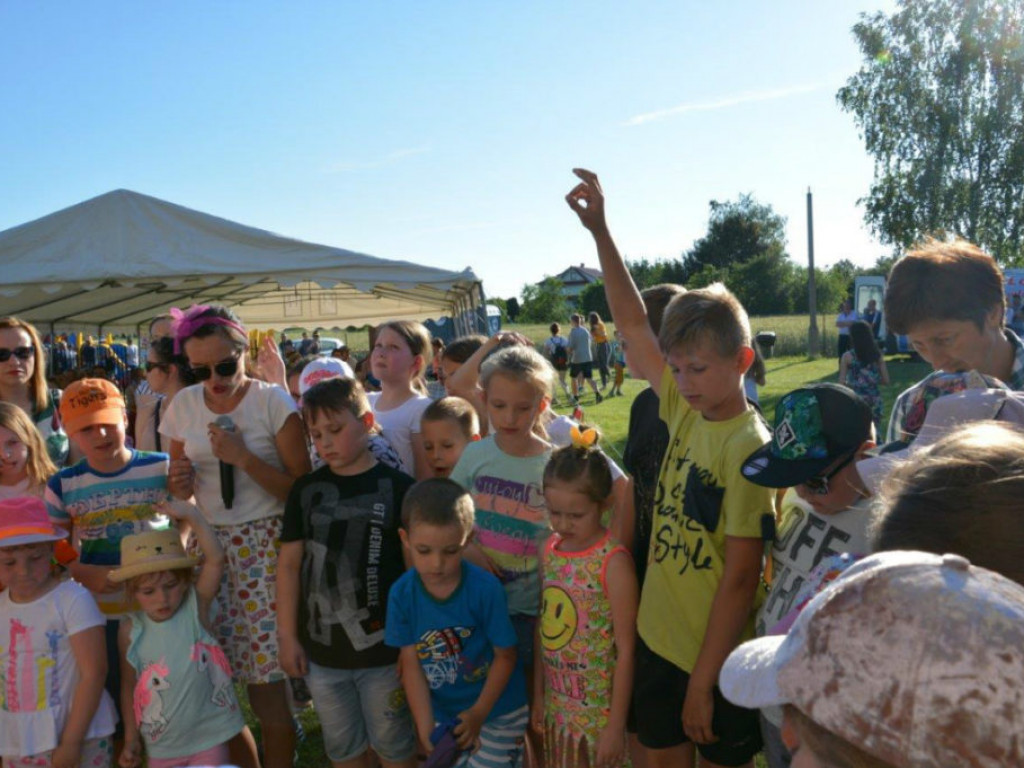 Gminny Dzień Dziecka w Zbulitowie Dużym - zdjęcia