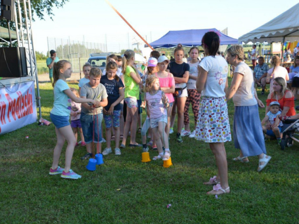 Gminny Dzień Dziecka w Zbulitowie Dużym - zdjęcia