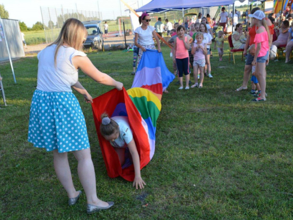 Gminny Dzień Dziecka w Zbulitowie Dużym - zdjęcia