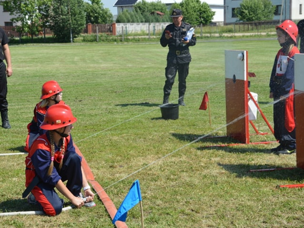 Powiatowe Zawody Sportowo-Pożarnicze Młodzieżowych Drużyn Pożarniczych