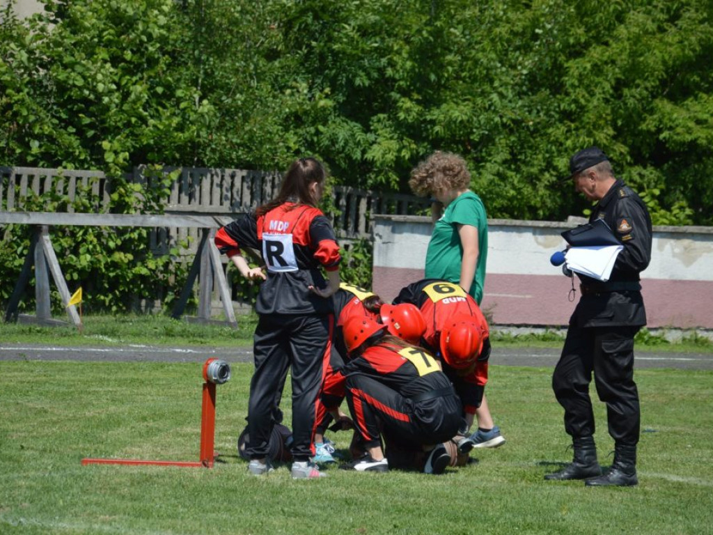 Powiatowe Zawody Sportowo-Pożarnicze Młodzieżowych Drużyn Pożarniczych