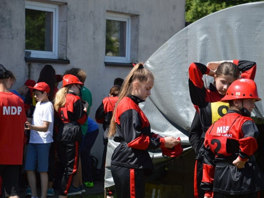 Powiatowe Zawody Sportowo-Pożarnicze Młodzieżowych Drużyn Pożarniczych